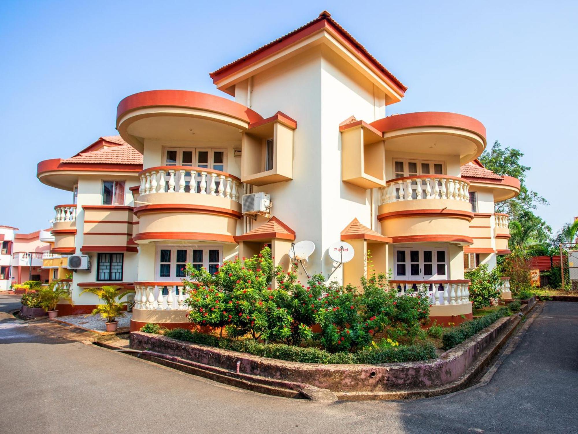 Apartment 'golden Sea Pearl' 1 Bhk