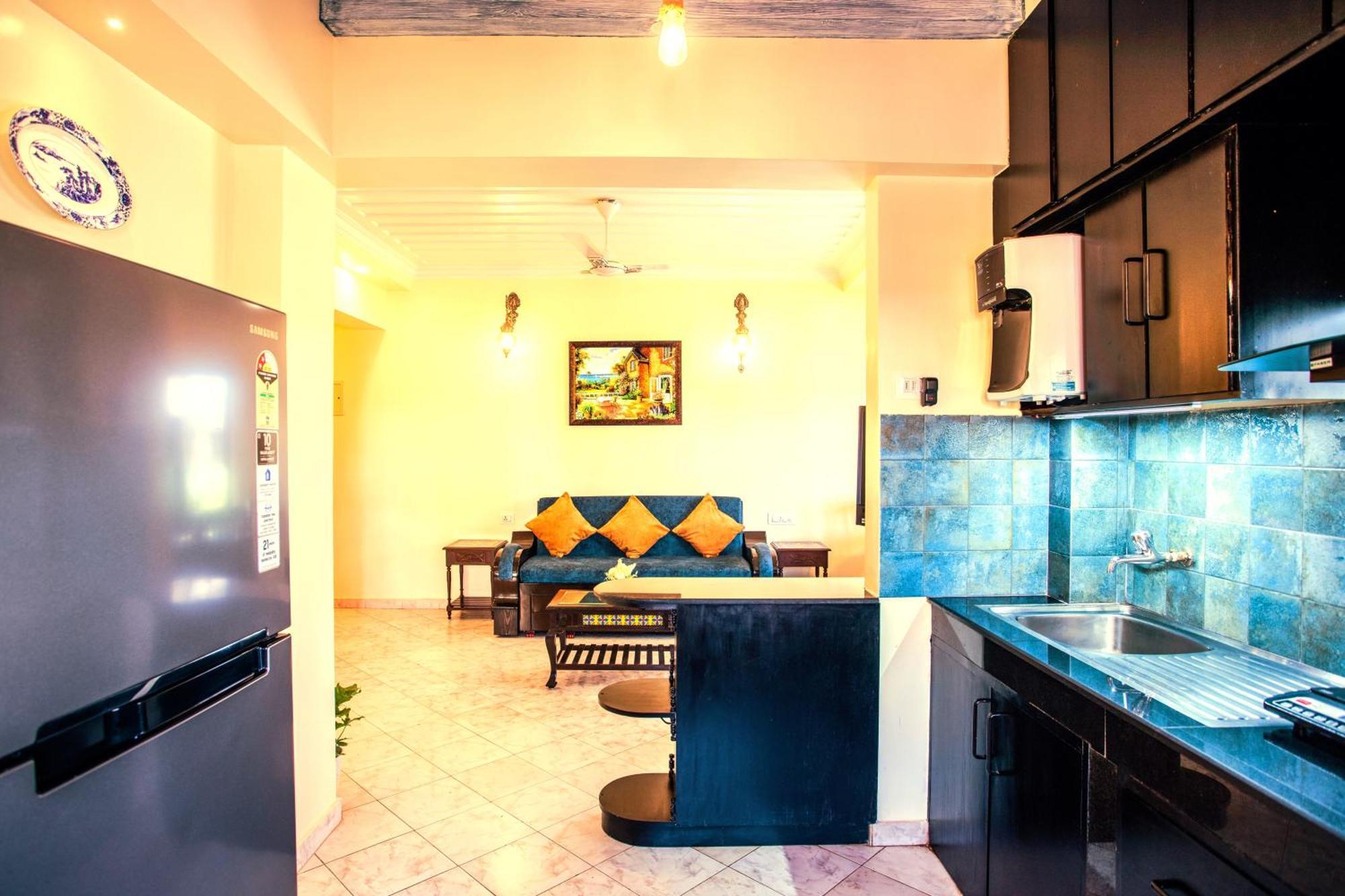 Apartment 'golden Sea Pearl' 1 Bhk *